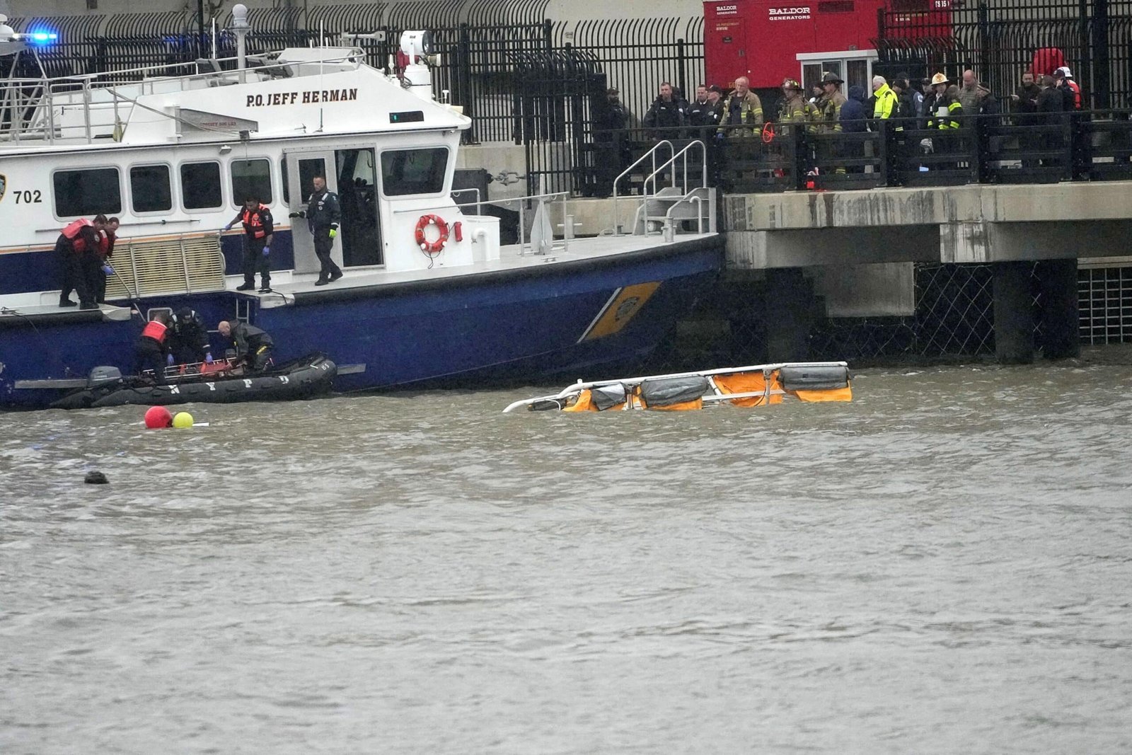 Helicopter rotor recovered from the Hudson River days after a fatal accident