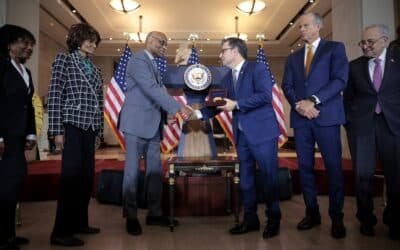 Only the Unit of the Second Black World War receives the Gold Medal of Congress